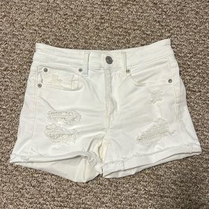 White Distressed Denim Jean Shorts American Eagle Hi-rise shortie